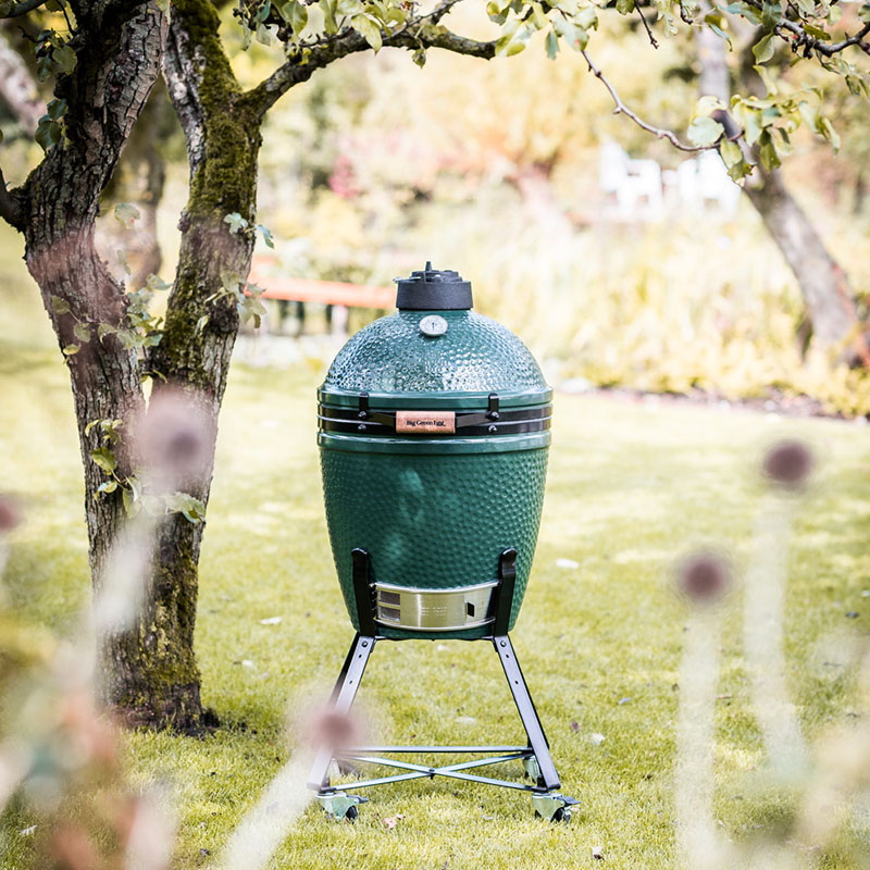 Big Green Egg Nest Small